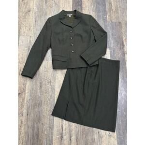 Ann Taylor Women's Dark Green Suit Set Size 8